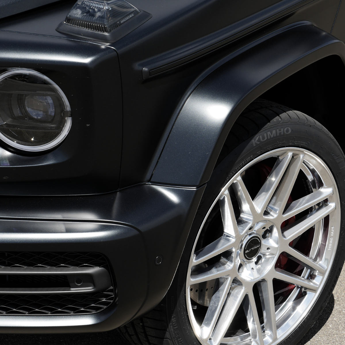 PROLINE PFG Forged Detail am Mercedes G63 AMG Kotflügel